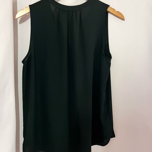 Silk Blouse  no sleeves. Black. From The Loft. - Picture 7 of 7